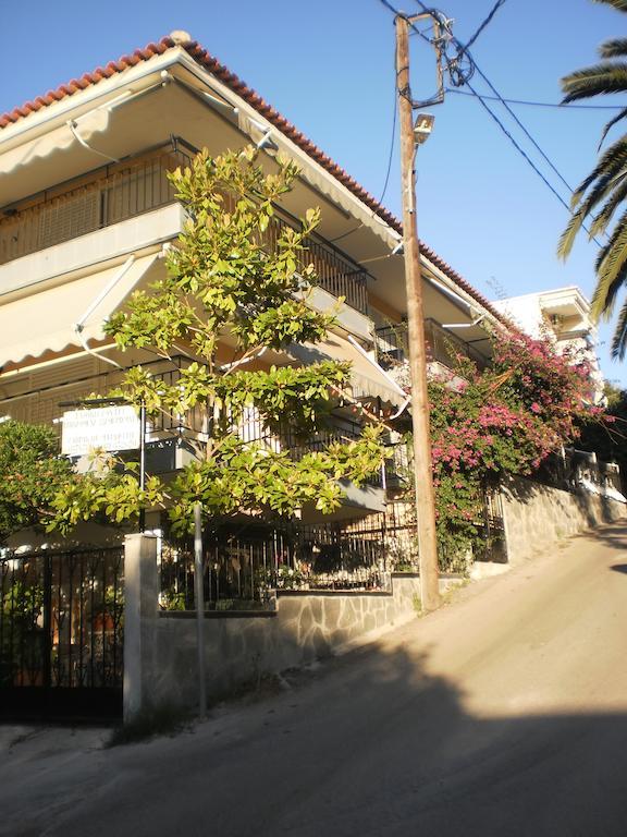 아기아 파라스케비 Zavrakli 아파트 외부 사진